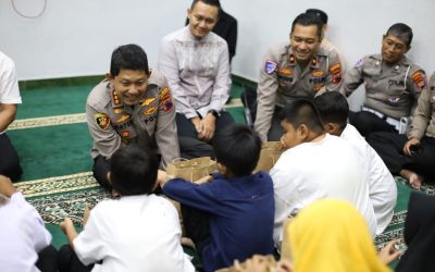 Berbagi Dibulan Suci Ramadan, Kapolresta Surakarta Berikan Santunan Kepada Anak Yatim