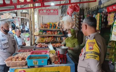 Pastikan Stok Sembako Aman Selama Ramadan, Polresta Surakarta Kerahkan Polsek Jajaran Sidak Pasar