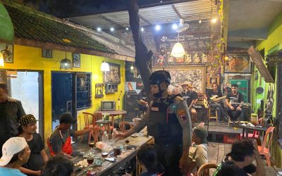 Cegah Potensi Gangguan Kamtibmas Selama Ramadan, Polresta Surakarta Secara Rutin Gelar Razia Miras