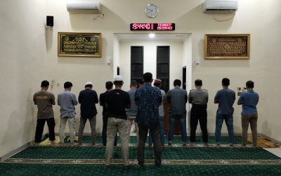Selama Bulan Ramadan, Polresta Surakarta Gelar Sholat Tarawih  di Masjid Al Jihad
