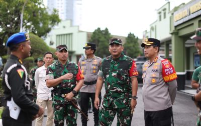 Kapolresta Surakarta Bersama Danrem dan Dandim Tinjau Kesiapan Pengamanan Kunjungan Wapres RI Melalui Kegiatan Minggu Kasih