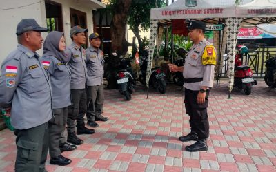 Bhabinkamtibmas Sumber Laksanakan Sambang dan Patroli Dialogis di Kantor Kelurahan