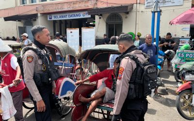 Tim Sparta Samapta Polresta Surakarta Gelar Patroli Dialogis Berikan Imbauan Tukang Becak