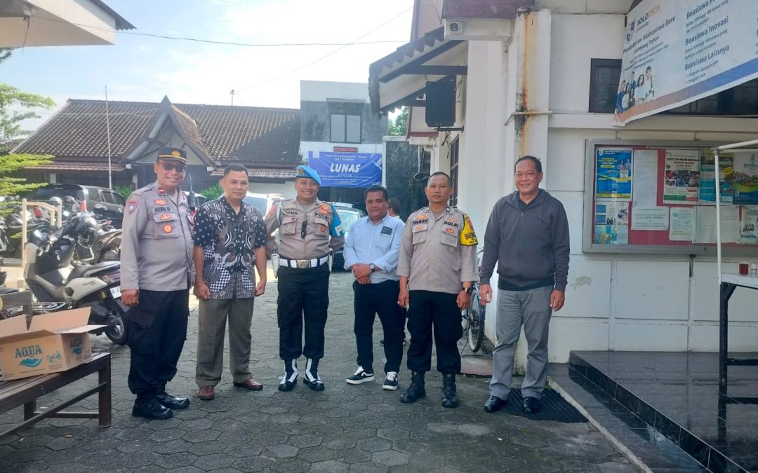 Polresta Surakarta Kerahkan Personel Polsek Jajaran Amankan Ibadah Kenaikan Isa Almasih di Gereja-Gereja