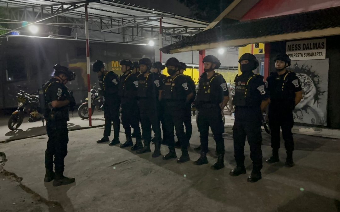 Cegah Aksi Premanisme dan Balap liar, Tim Sparta Polresta Surakarta Gelar Patroli Malam Libur