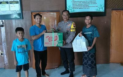 Jumat Berkah, Bhabinkamtibmas Pajang Berbagi Kebahagiaan di Panti Asuhan Nur Maghfiroh