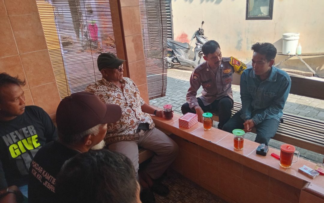 Bhabinkamtibmas Jebres Mediasi Perselisihan Antar Saudara Secara Kekeluargaan