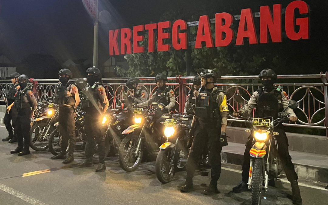 Tim Sparta Satuan Samapta Polresta Surakarta Intensifkan Patroli Malam untuk Cegah Premanisme dan Kenakalan Remaja