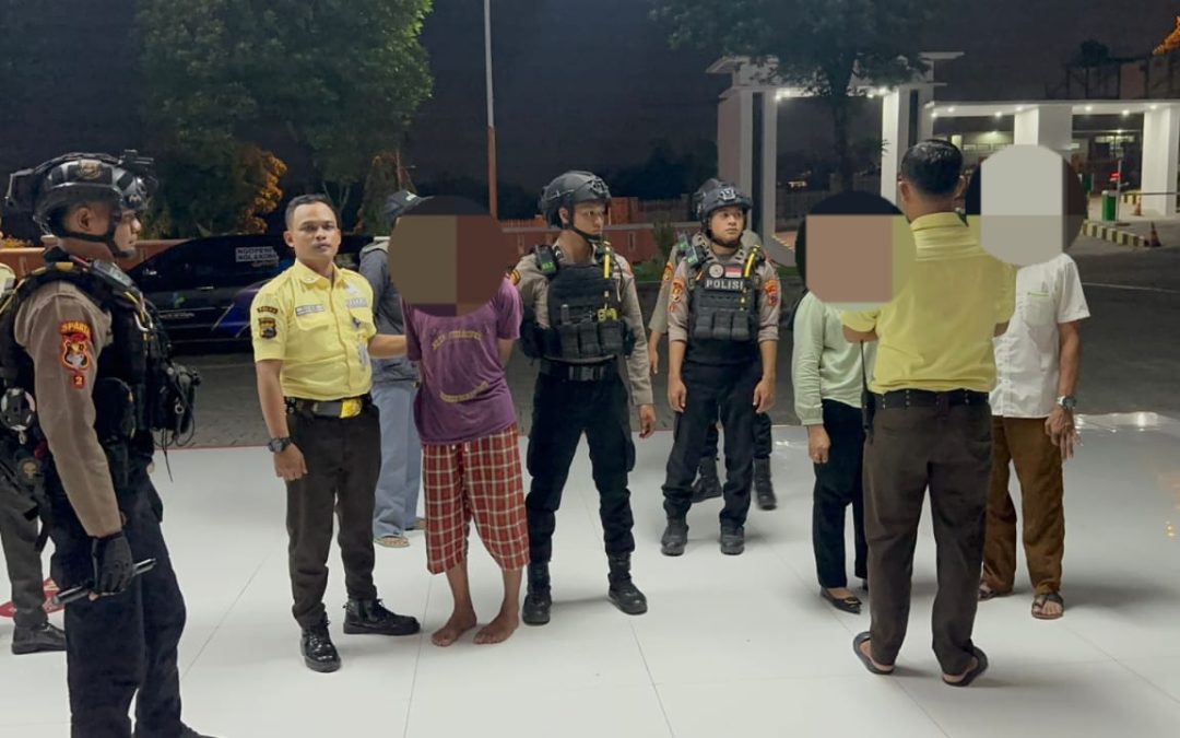 Respon Cepat Tim Sparta Polresta Surakarta Datangi dan Amankan Pelaku Penganiayaan Ibu Kandung di Kampung Baru