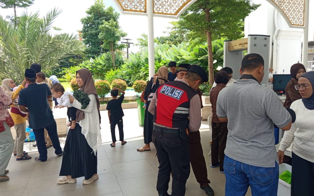 Pastikan Keamanan Libur Idul Adha 1446 H , Polresta Surakarta Kerahkan Puluhan Personel Amankan Objek Wisata dan Pusat Keramaian