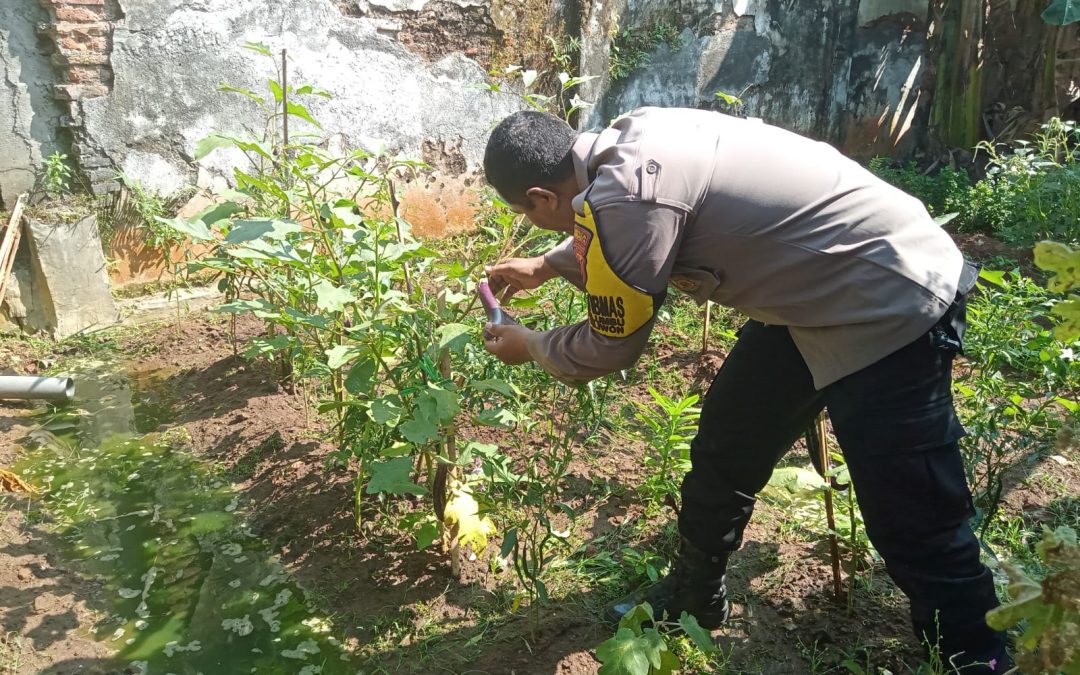 Sambangi Warga Binaan, Bhabinkamtibmas Kedung Lumbu Ajak Manfaatkan Lahan Kosong