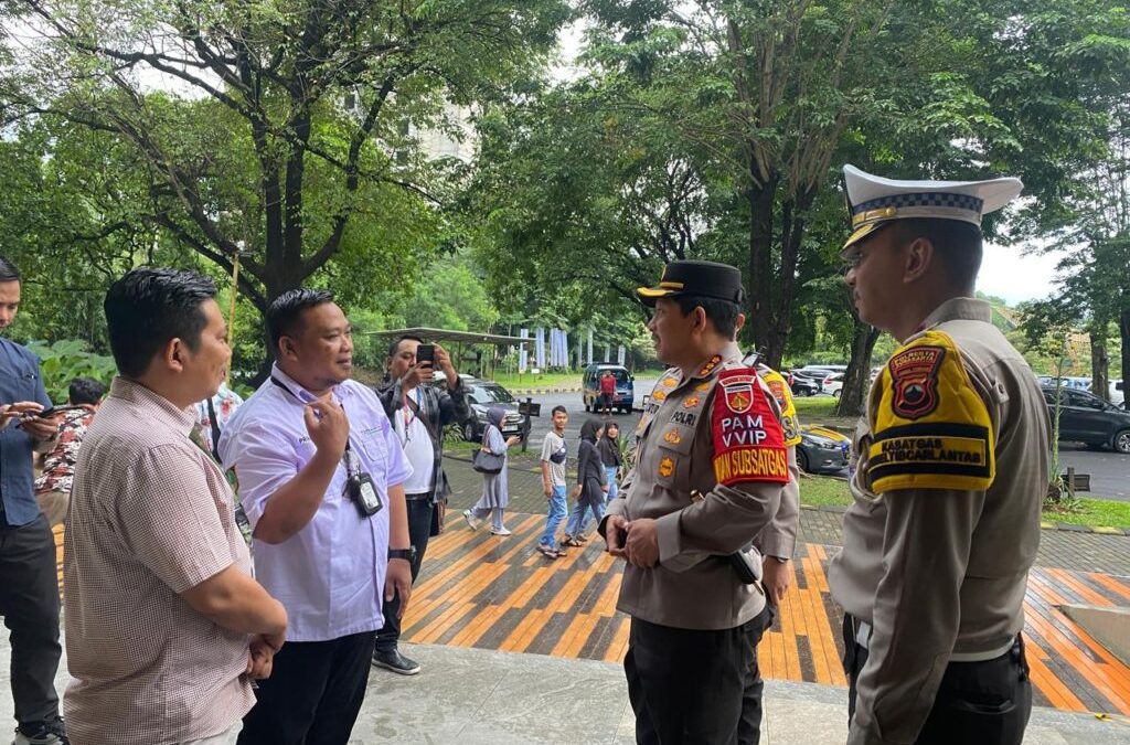 Jumat Curhat Kapolresta Surakarta Dengan Pengunjung Solo Safari