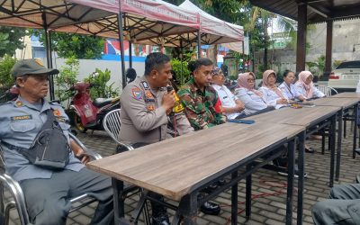 Bhabinkamtibmas Kestalan Laksanakan Sambang dan Ramah Tamah Bersama Perangkat Kelurahan dan Linmas