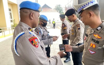 Seksi Propam Polresta Surakarta Gelar Penegakan Disiplin Personil