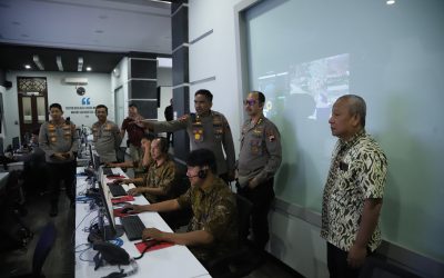 Tim Asistensi Polda Jateng Tinjau Layanan Call Center 110 dan Siolos di Polresta Surakarta
