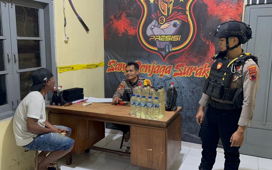 Tim Sparta Sat Samapta Polresta Surakarta Amankan Penjual Miras Ilegal di Mojosongo