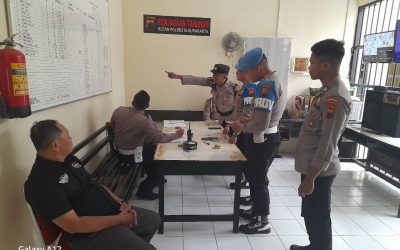 Seksi Propam Bersama Piket Pawas Polresta Surakarta Laksanakan Pemeriksaan di Rutan Polresta Surakarta