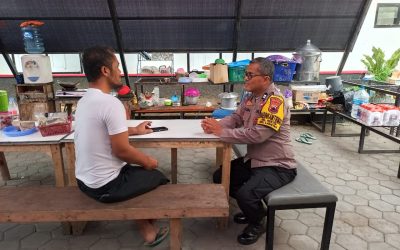 Bhabinkamtibmas Kelurahan Kerten Sambangi Wedangan RC, Sampaikan Pesan Kamtibmas kepada Warga
