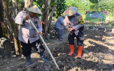 Dukung Ketahanan Pangan Nasional, Polsek Pasar Kliwon gelar Penanaman Jagung Serentak Kuartal III