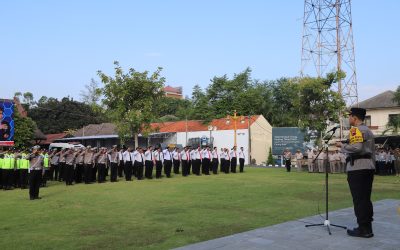 Kapolresta Surakarta Pimpin Apel Ops Patuh Candi 2025, Berikut Sasarannya: