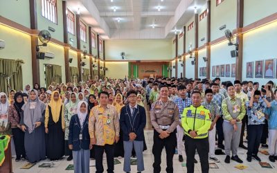 Dalam Rangka Ops Patuh Candi 2025, Sat Lantas Polresta Surakarta Gelar Dikmas Lalu Lintas di MAN 2 Surakarta