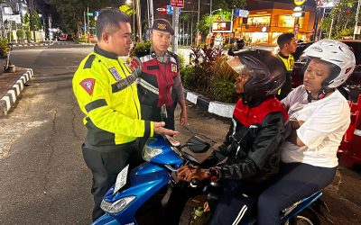 Polresta Surakarta Tindak 16 Pelanggar Lalu Lintas di Simpang Gendengan