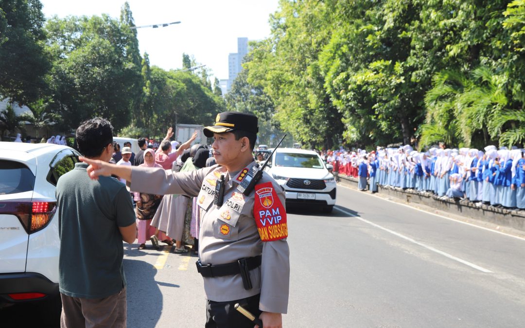 Kapolresta Surakarta Turun Langsung Pimpin Pengamanan Kunjungan Presiden dan Wakil Presiden RI