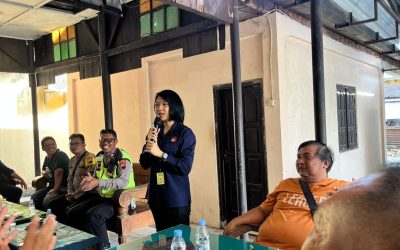 Konselor Polresta Surakarta Dampingi Tim Psyco Polda Jateng Berikan Psikoedukasi dan Relaksasi kepada Personel Polsek Banjarsari
