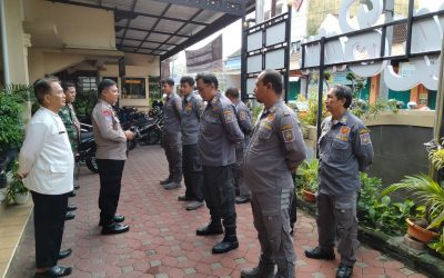 Bhabinkamtibmas Kampung Baru dan Babinsa Ajak Linmas Tingkatkan Peran Jaga Kamtibmas dan Kesiapsiagaan Bencana