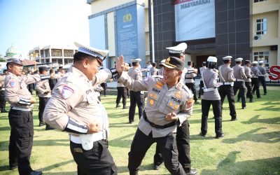 Tingkatkan Kemampuan, Polresta Surakarta Gelar Latihan Beladiri Polri
