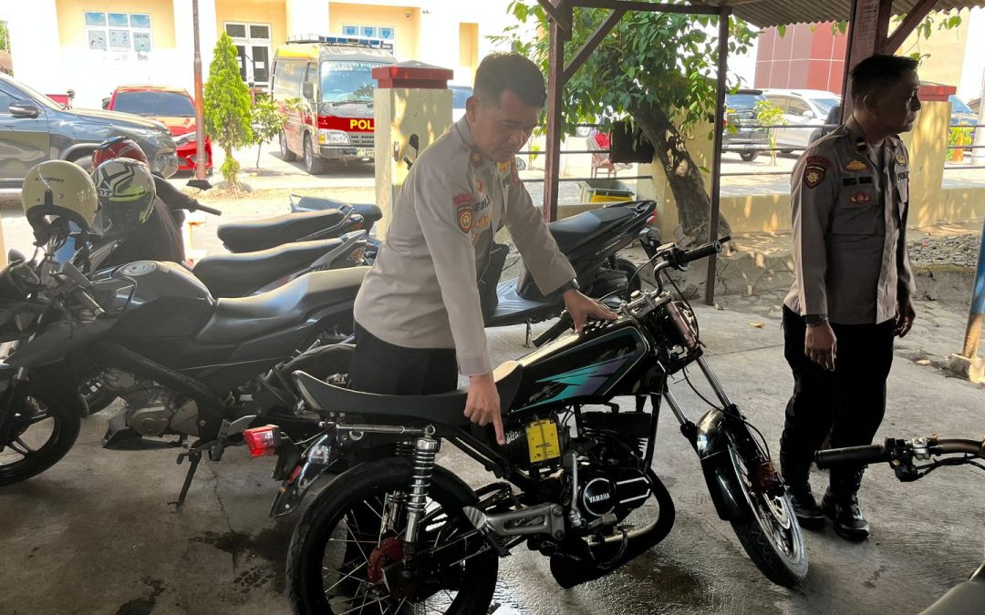 Tim Sparta Samapta Polresta Surakarta Amankan 4 Anak Muda Konvoi Gunakan Knalpot Brong Usai Tonton Pertandingan Basket