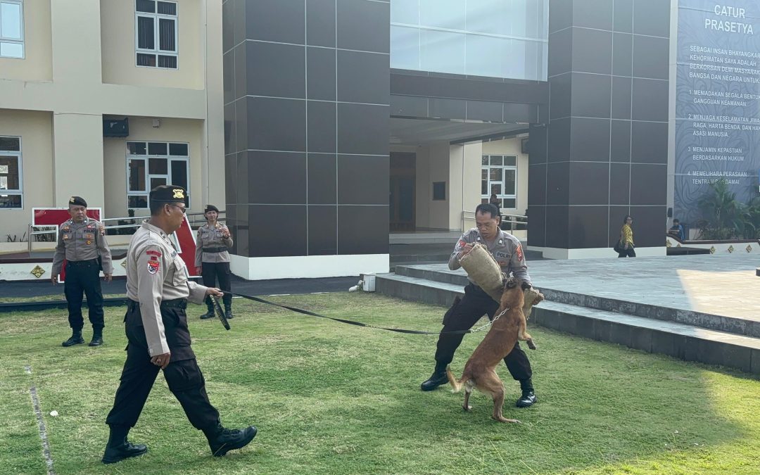 Satuan Samapta Polresta Surakarta Laksanakan Pelatihan Polisi Satwa