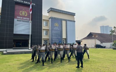 Polresta Surakarta Gelar Latihan Peningkatan Kemampuan Penggunaan Tameng