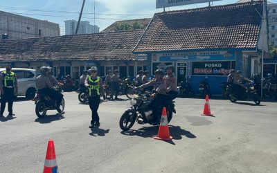 Satuan Samapta Polresta Surakarta Gelar Latihan Safety Riding Kendaraan Dinas