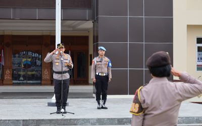 Kapolresta Surakarta Pimpin Apel Pagi, Tekankan Kekompakkan dan Soliditas Personel
