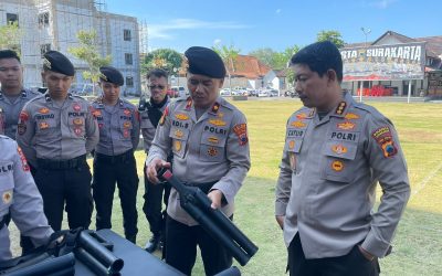 Polresta Surakarta Gelar Latihan Perawatan Flash Ball Sat Samapta