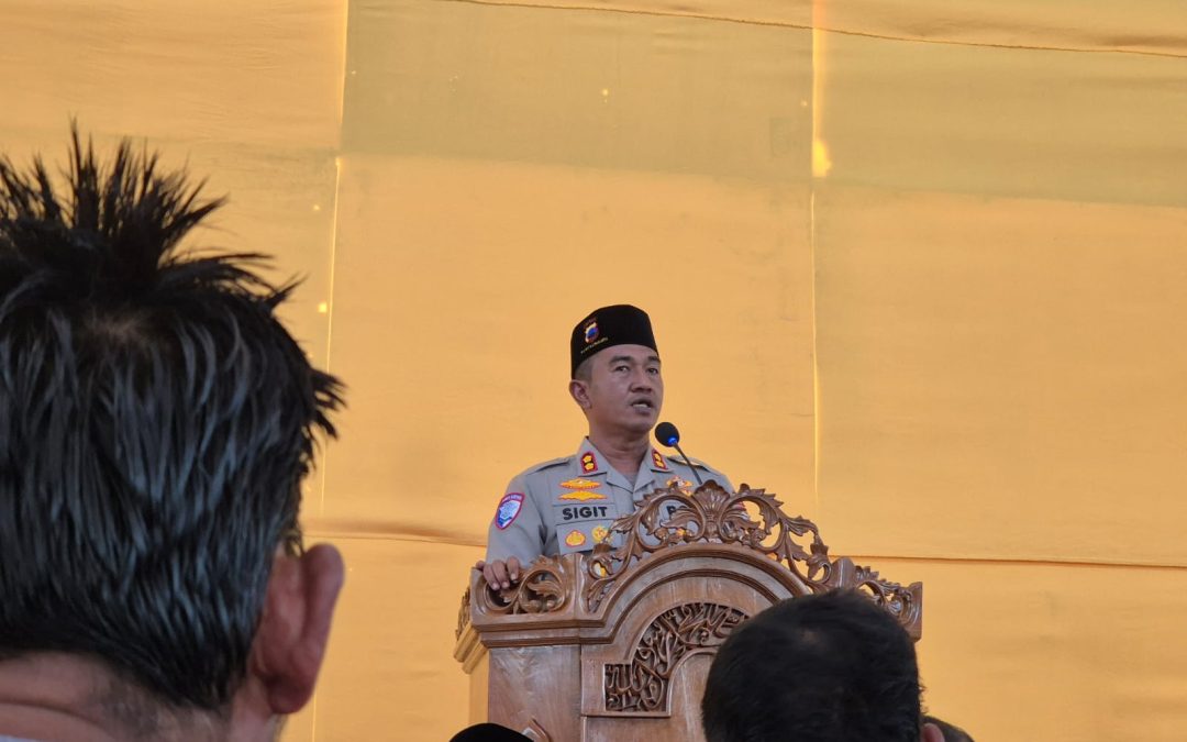 Wakapolresta Surakarta Ajak Jamaah Makmurkan Masjid Lewat Sholat 5 Waktu