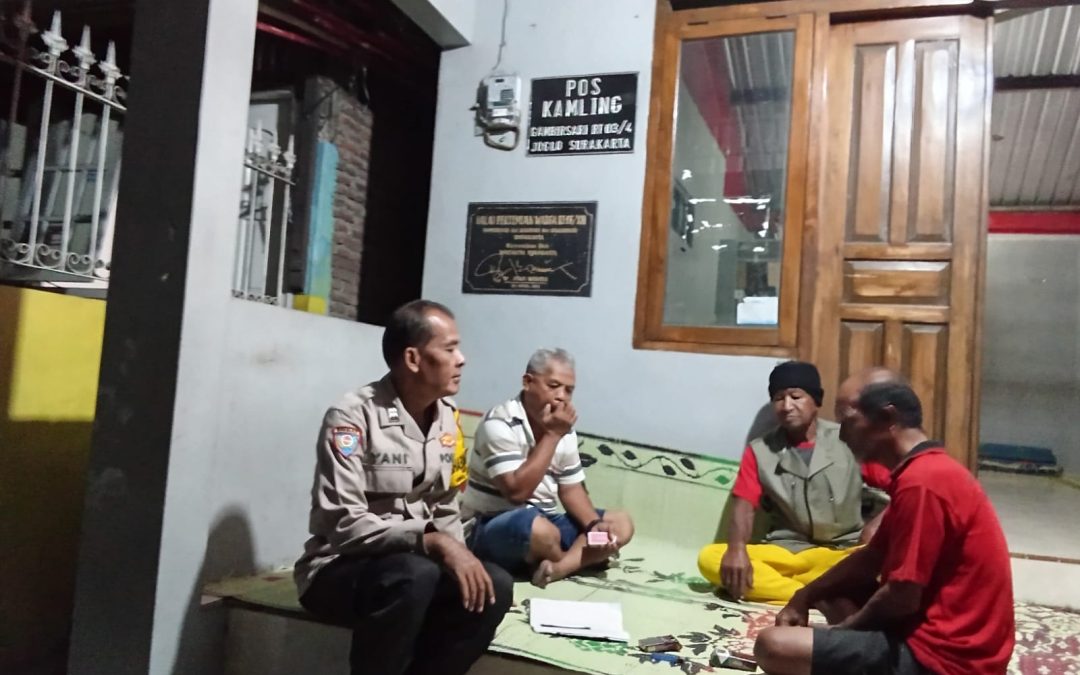 Bhabinkamtibmas Joglo Sambang Pos Kamling, Ajak Warga Aktifkan Pamswakarsa