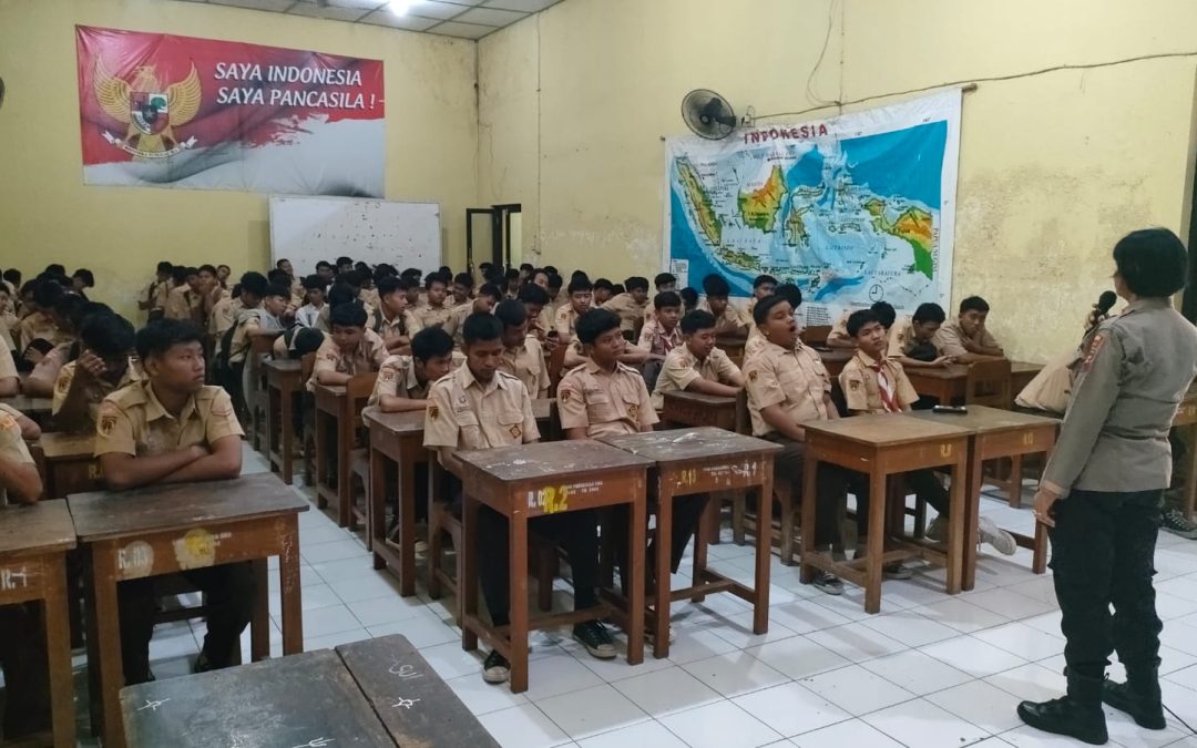 Polresta Surakarta Gelar Binluh di SMK Pancasila Laweyan, Ajak Pelajar Bijak Bermedsos dan Tidak Terprovokasi Unjuk Rasa