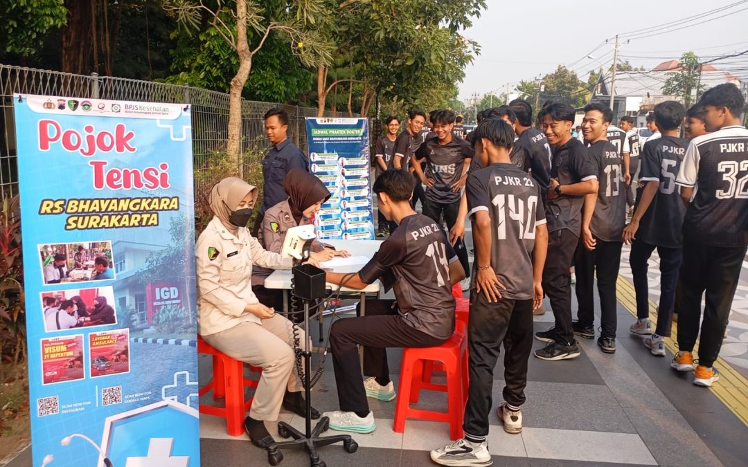 RS Bhayangkara Tk IV Surakarta Gelar Pemeriksaan Gratis di Stadion Manahan