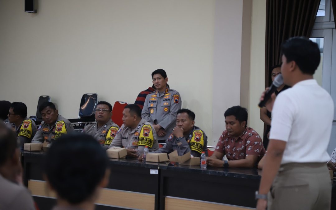 Polresta Surakarta Gelar Pelatihan Story Telling dan Public Speaking untuk Tingkatkan Kemampuan Komunikasi Personel