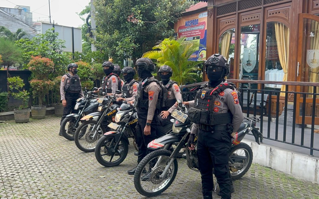 Tim Sparta Samapta Polresta Surakarta Gelar Patroli Dialogis Siang Hari di Wilayah Kota Solo