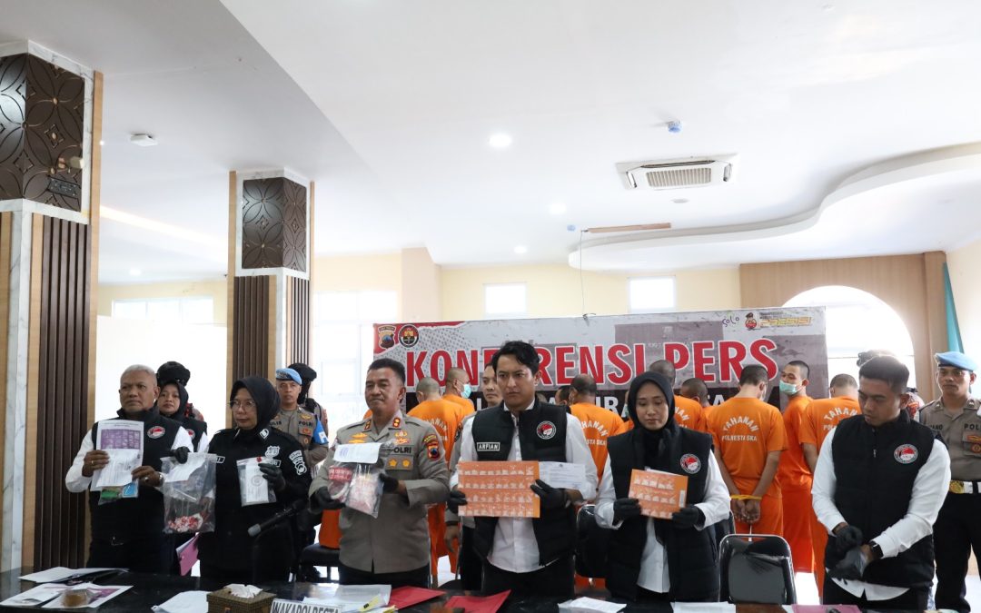 Sat Resnarkoba Polresta Surakarta Bekuk Dua Kurir Sabu, Amankan 26,03 Gram Barang Bukti