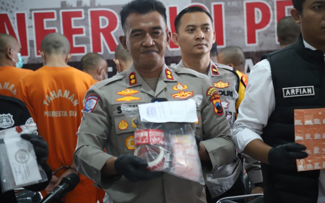Sat Resnarkoba Polresta Surakarta Gerebek Pengedar Narkoba di Grogol, Amankan 68,3 Gram Sabu dan 5 Butir Inex