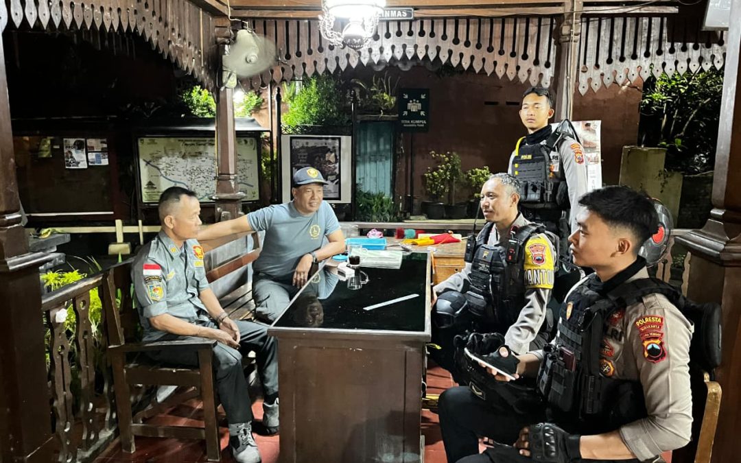 Cegah Gangguan Kamtibmas di Jam Malam, Polresta Surakarta Gelar Patroli Skala Besar