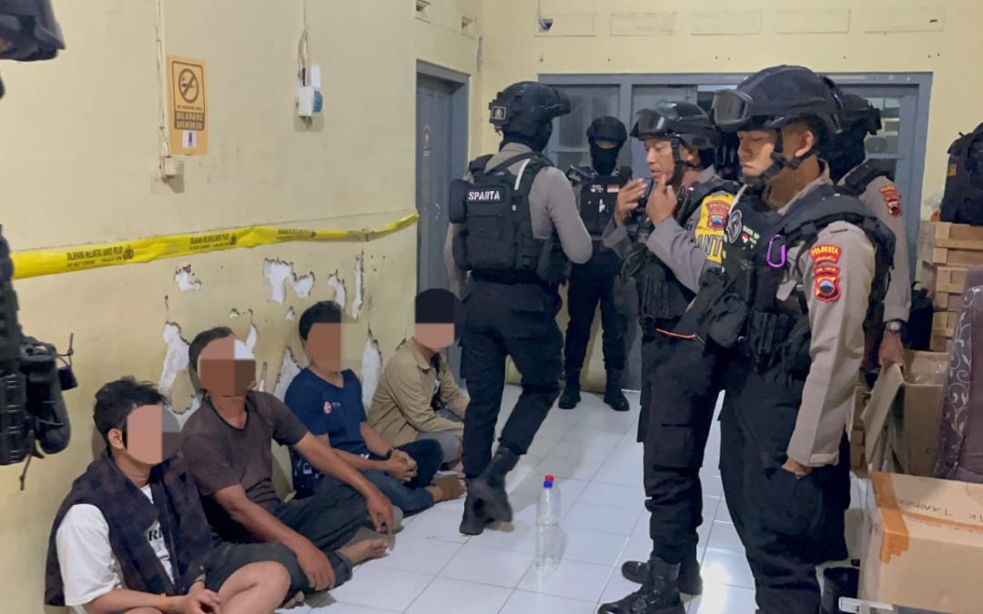 Empat Warga Sedang Asyik Pesta Miras Diamankan Tim Sparta Polresta Surakarta di Gilingan