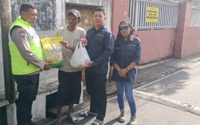 Bhabinkamtibmas Kratonan dan Tim Teman Raga Jiwa Salurkan Bantuan Sembako kepada Warga dengan Gangguan Jiwa