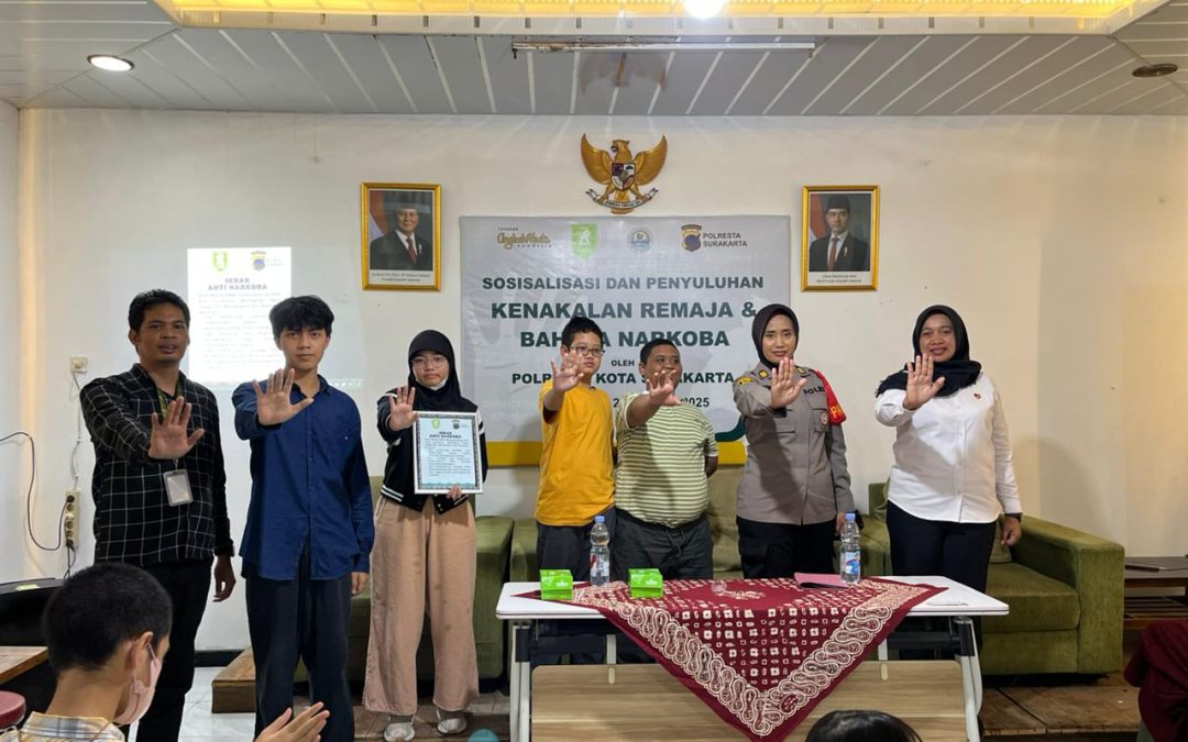 Sat Resnarkoba Polresta Surakarta Gelar Binluh di PKBM Homeschooling Laos, Ajak Pelajar Jauhi Narkoba dan Kenakalan Remaja