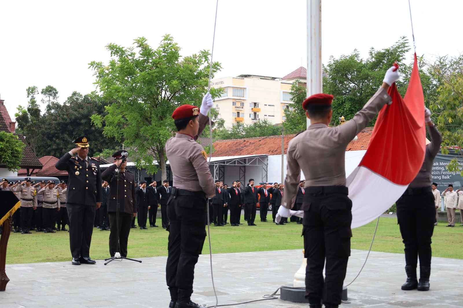 WhatsApp Image 2025-10-28 at 09.44.23