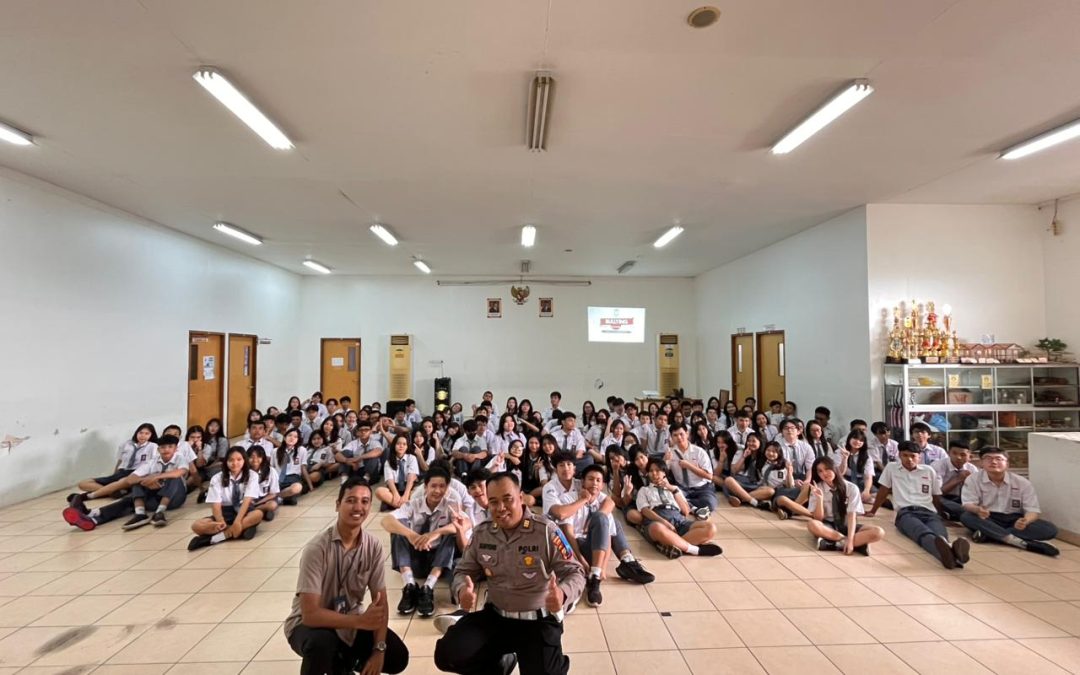 Sat Lantas Polresta Surakarta Berikan Penyuluhan Anti Bullying dan Tertib Berlalu Lintas kepada Pelajar SMA Kristen Pelita Nusantara Kasih Surakarta